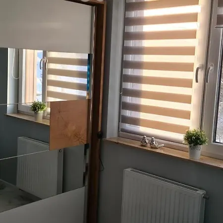 India Apartment *